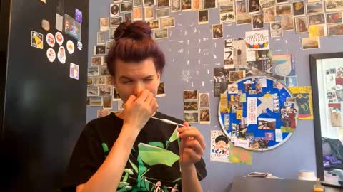 Snapshot of mayecorlee chatting on 03/04/26, 09:59 Rose online show from 03/04/26, 09:59