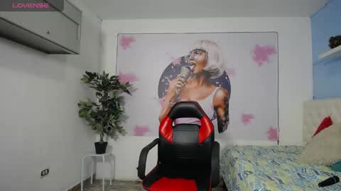 Maylin  online show from 04/17/26, 07:06