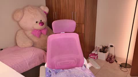 may online show from 04/11/26, 09:19