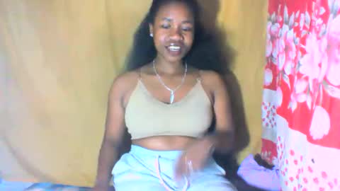 mayrah online show from 10/07/25, 09:06