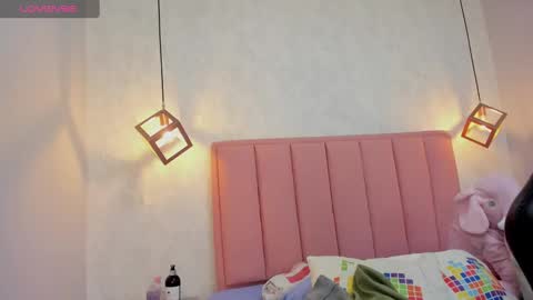  MAY   online show from 02/10/25, 12:18