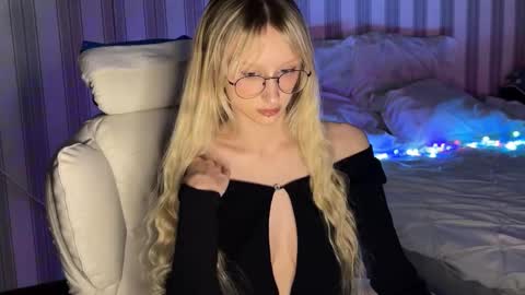 mayvi_cold online show from 02/23/26, 06:49