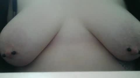 Snapshot of mazydaizy chatting on 12/02/25, 04:18 mazydaizy online show from 12/02/25, 04:18