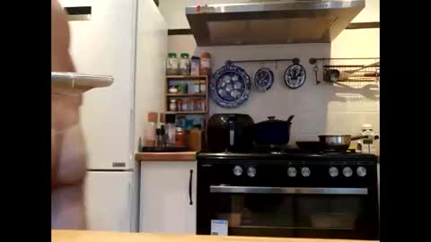 Snapshot of mccock16cm chatting on 01/25/25, 12:26 mccock16cm online show from 01/25/25, 12:26