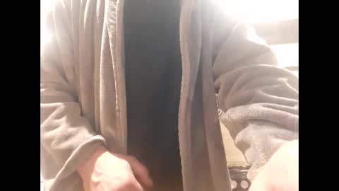 Snapshot of mccock16cm chatting on 02/19/25, 12:46 mccock16cm online show from 02/19/25, 12:46