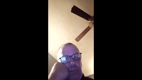 Snapshot of mcfly1973 chatting on 11/04/25, 08:02 mcfly1973 online show from 11/04/25, 08:02