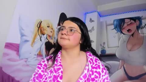 mackenna av online show from 10/25/25, 06:46