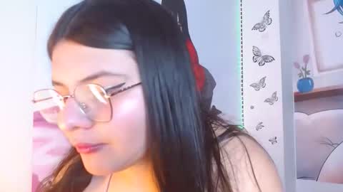 mackenna av online show from 11/05/25, 11:43