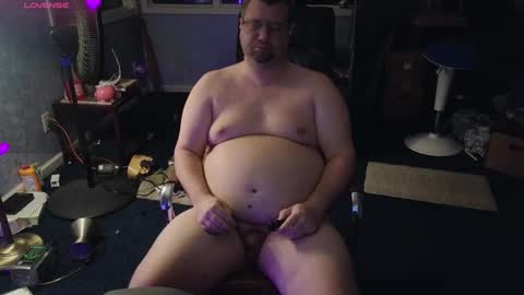 Snapshot of mckhero chatting on 12/22/24, 12:05 Sean online show from 12/22/24, 12:05