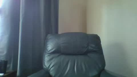Snapshot of mckhero chatting on 04/05/26, 07:44 Sean online show from 04/05/26, 07:44