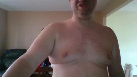 Snapshot of mckhero chatting on 04/14/26, 08:26 Sean online show from 04/14/26, 08:26