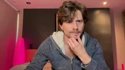 Snapshot of mcklister69 chatting on 02/07/26, 05:27 mcklister online show from 02/07/26, 05:27