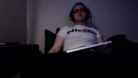 Mike online show from 12/19/25, 06:48