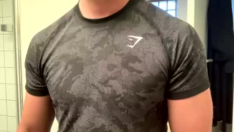 mcr8080 online show from 12/30/24, 03:02