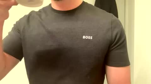 mcr8080 online show from 01/19/25, 07:04