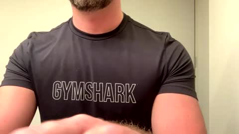 mcr8080 online show from 02/12/25, 06:40