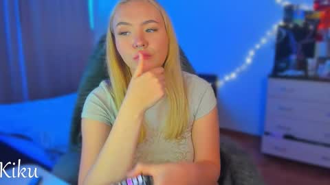 Kiku online show from 10/10/25, 12:42