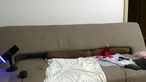 mdbisc online show from 10/24/25, 02:08