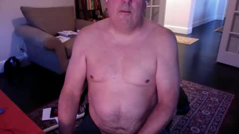 Snapshot of mdog9669 chatting on 11/11/25, 02:06 mdog9669 online show from 11/11/25, 02:06