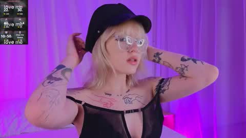 Roze online show from 02/19/26, 06:53