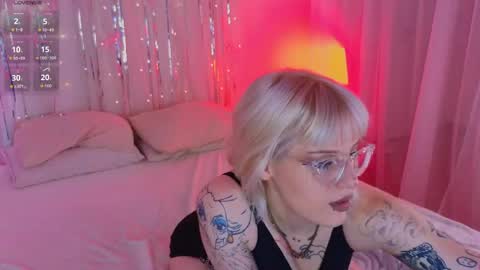 Roze online show from 03/27/26, 08:26