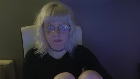 Snapshot of me1roze chatting on 06/07/26, 12:48 Roze online show from 06/07/26, 12:48
