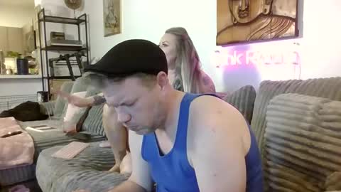 Snapshot of me2283 chatting on 02/28/25, 12:21 me2283 online show from 02/28/25, 12:21