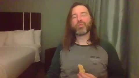 me2crazy online show from 10/27/25, 01:53