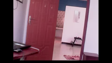 me_hai12 online show from 12/04/24, 01:36