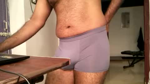 me_hai12 online show from 01/09/26, 12:08