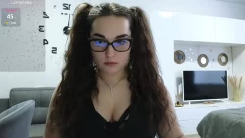 Melissa online show from 12/10/24, 08:51