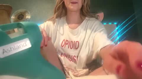 meadowmoon3 online show from 10/28/25, 06:28