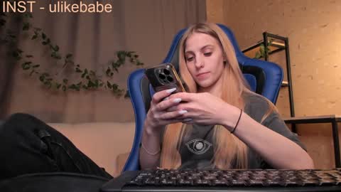 Anna online show from 12/10/24, 10:06