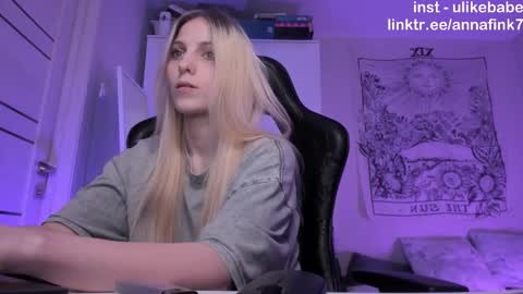 Anna online show from 10/05/25, 09:34