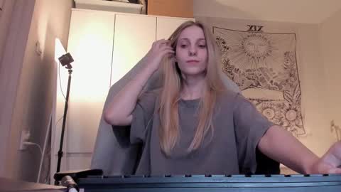 Anna online show from 03/24/26, 08:36