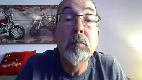 me at home online show from 02/09/26, 01:48