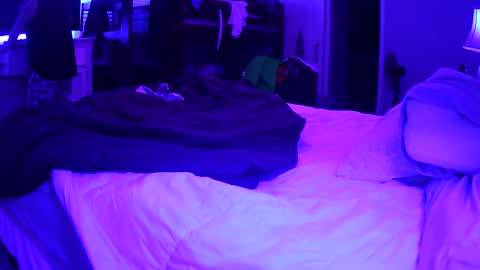 mecrago online show from 12/04/25, 09:18