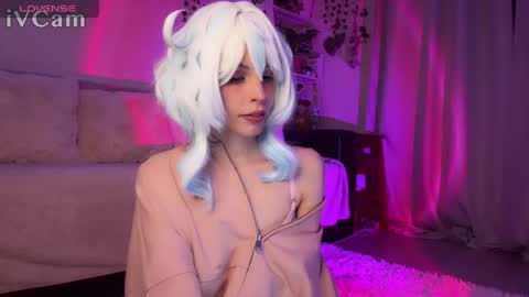 Nicole online show from 04/13/26, 05:29