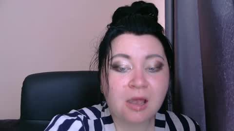 Snapshot of medjik_lool chatting on 06/24/26, 06:01 Oltereodora-lima online show from 06/24/26, 06:01