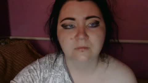 Snapshot of medjik_lool chatting on 07/05/26, 04:07 Oltereodora-lima online show from 07/05/26, 04:07