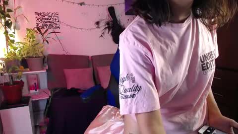 Snapshot of medusa_025 chatting on 02/27/25, 05:56 Coral online show from 02/27/25, 05:56