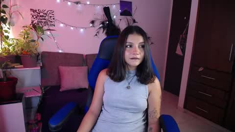 Snapshot of medusa_025 chatting on 02/28/25, 04:32 Coral online show from 02/28/25, 04:32