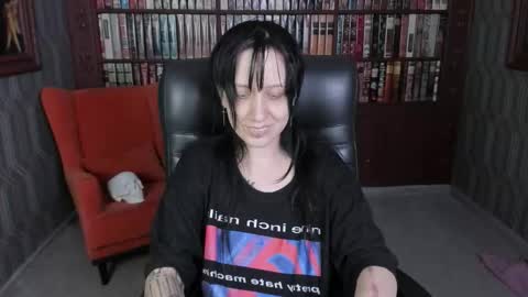 Snapshot of medusagorgona_ chatting on 09/17/25, 06:48 Medusa online show from 09/17/25, 06:48