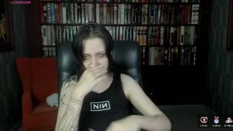 Snapshot of medusagorgona_ chatting on 11/06/25, 07:42 Medusa online show from 11/06/25, 07:42