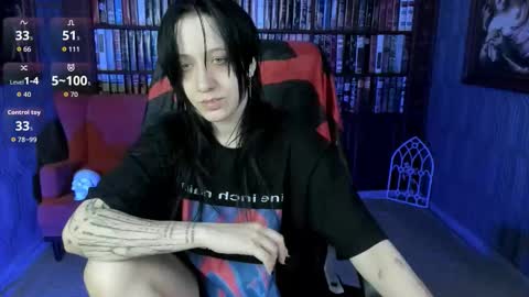 Snapshot of medusagorgona_ chatting on 12/14/25, 07:51 Medusa online show from 12/14/25, 07:51