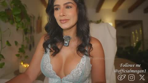 Andrea  online show from 04/11/26, 04:22