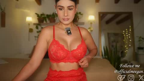 Andrea  online show from 04/17/26, 01:58