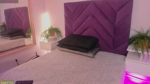 meeganfoox online show from 02/09/26, 01:53