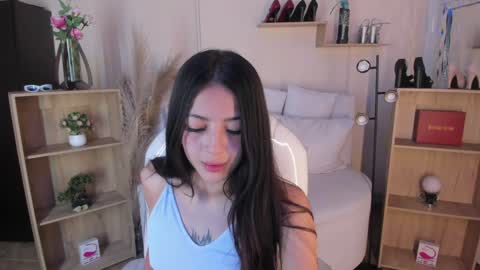   online show from 01/10/25, 05:05