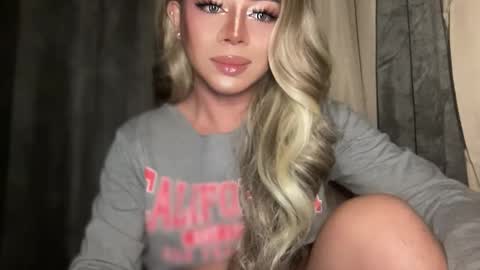 GODDESS OF ALL GODDESSES online show from 11/26/25, 03:35